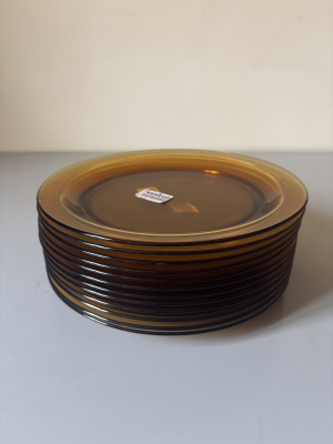 Lot de 12 assiettes plates VERECO en verre ambré vintage – Années 70