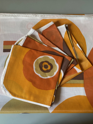 Nappe et serviettes de table vintage : linge rétro années 70